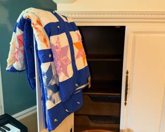 Items Located In The 4th Bedroom