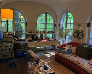 Items Located In The Sun Room