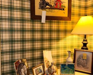 Items Located In The 2nd Bedroom