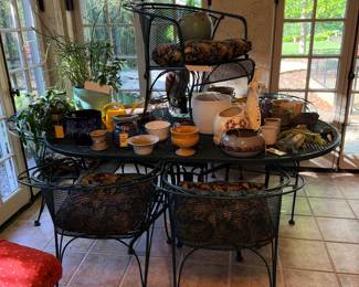 Items Located In The Sun Room