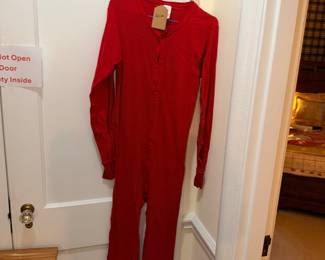 Items Located On  Second Floor Hallway