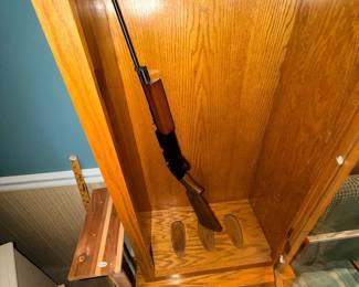 Items Located In The 4th Bedroom