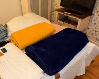 Items Located In The 1st Bedroom