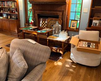 Items Located In The Family Room