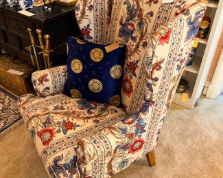 Preview Photo ~ Items In The Living Room