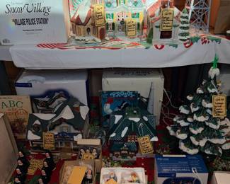 Items Located In The Den / Office