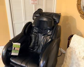 Items Located In The 3rd Bedroom