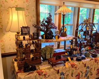 Items Located In The Dining Room