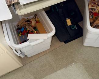 Items Located In The Sun Room / Office