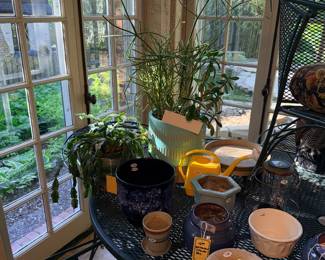 Items Located In The Sun Room