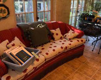 Items Located In The Sun Room