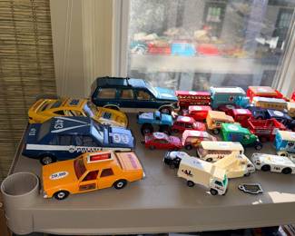 Items Located In The Sun Room / Office