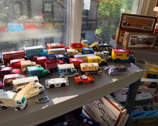 Items Located In The Sun Room / Office