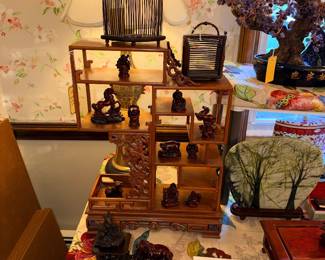 Items Located In The Dining Room