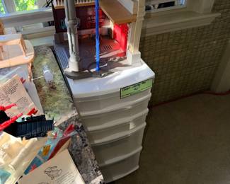 Items Located In The Sun Room / Office