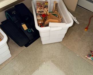 Items Located In The Sun Room / Office