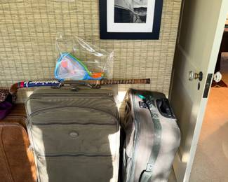 Items Located In The Sun Room / Office