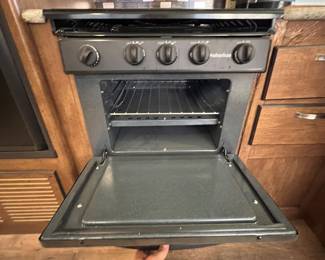 See? I told you it looks like the oven had never been used.!