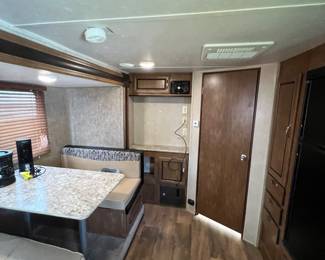 Also has lots of compartmentalization for privacy both regarding the bathroom and the master bedroom.