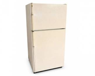 65 VintageGETopFreezerRefrigeratorRetroCreamColorGarageReady