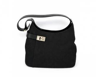 84 SalvatoreFerragamoBlackLeatherShoulderBag