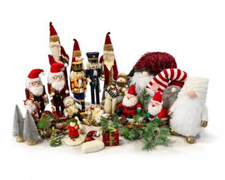 108 LargeChristmasDecorLotwSantasNutcrackersGnomesHolidayAcc