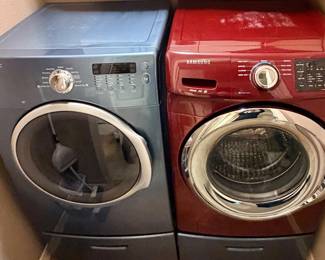 Scuffing on tops, Washer is newer than dryer, both are working good.