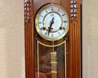 Beautiful Time MFG Vienna style wall clock