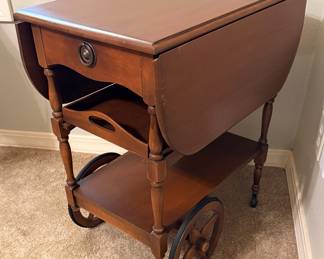 Nice Vintage Survivor Maple Tea cart/Teacart, with seldom found tray