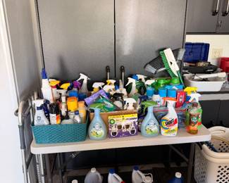 Great Condition Black and Decker Garage Storage Wall Group. Apologies for surroundings, as originally staying with the house.