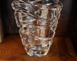 Beautiful Signed Mid Century Modern Crystal Vase