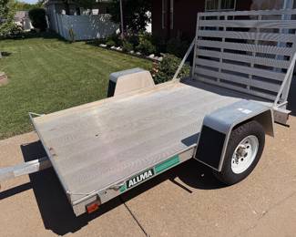 Excellent 5.5' x 8' Aluma Aluminum Trailer. Has new modern wiring, and led tailights. Used to haul Golf Cart