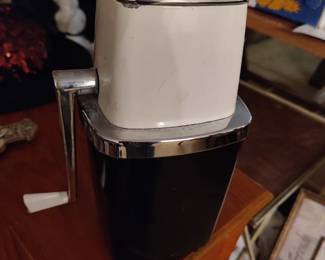 Retro Ice Crusher