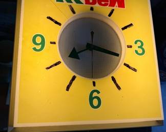 Rare Vintage Mountain Dew clock