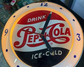 1950's original Pepsi double bubble clock