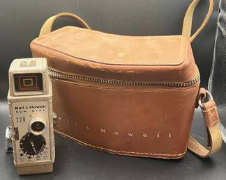 Bell & Howell Sun Dial 220 8mm Movie Camera — Model Number AH20956
