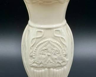 Belleek Pottery "Birds of Affection" vase-limited Edition Event Piece
