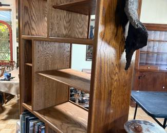 Bookshelves themselves very MCM rad