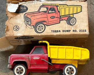 Vintage Tonka Dump No. 2315 with Box