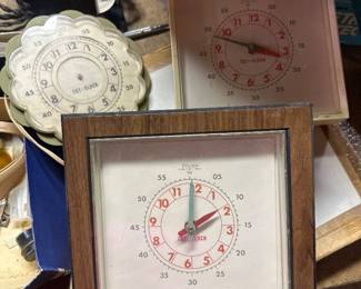 Vintage Tot Clocks