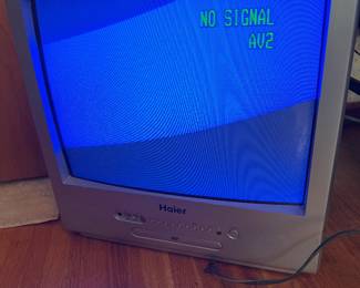 Haier 20 inch TV/DVD Player Combo 