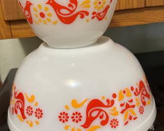 Vintage Pyrex Friendship Birds Mixing Bowls
