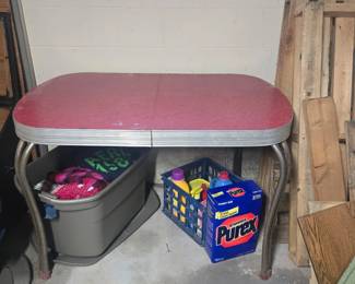 VINTAGE METAL TABLE II