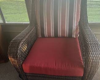 FURNITURE  WICKER SIDE CHAIR