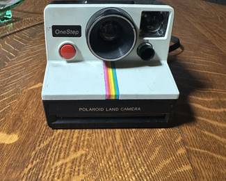 VINTAGE POLAROID ONESTEP LAND