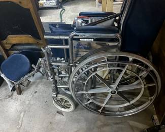 WHEEL CHAIR