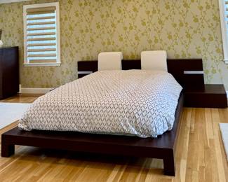 King Platform Bed