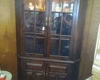 Ethan Allen China cabinet 
