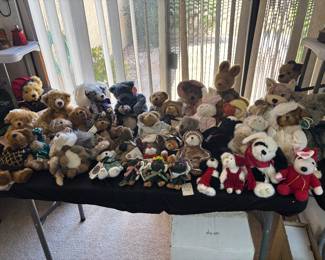 Gotta Love Em...Boyds, Gund, Steiff, Bearington Collection +++