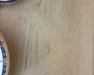 Detailed Table Top